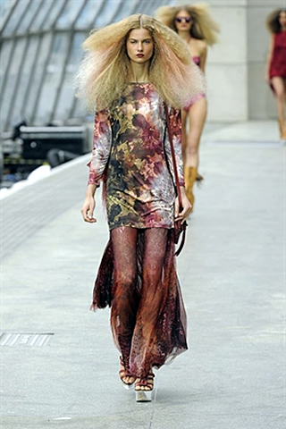 Unique Spring Summer 2011 Collection