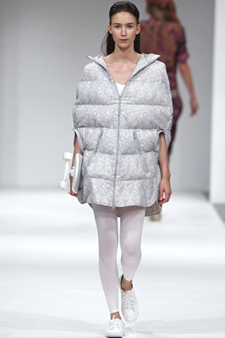 Spring 2011 Fashion Shows Pictures