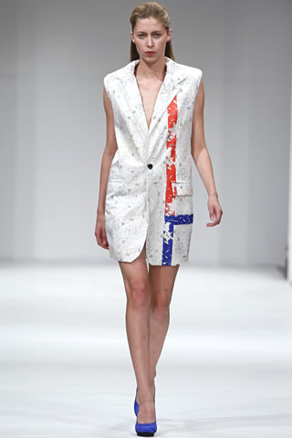 Summer 2011 Fashion Shows pictures