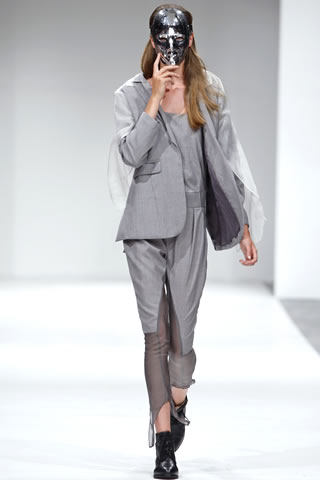 2011 Accessories Collection at Fashion Week