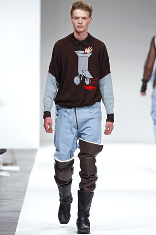 Spring 2011 Ready To Wear Fashion Shows