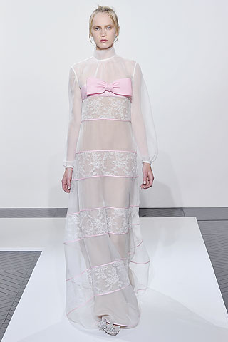 Valentino Haute Couture 2010/11 Collection