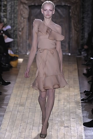 Spring 2011 Paris Fashion Week Haute Couture