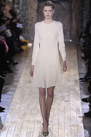 Valentino Spring 2011 Couture Collection 2011