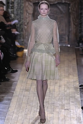 Valentino Paris Spring Haute Couture 2011