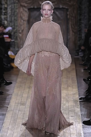 Paris 2011 Fashion Collection Couture Collection