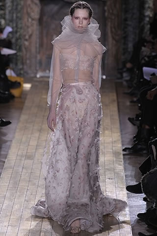 Valentino Spring 2011 Haute Couture