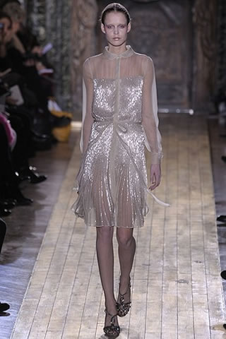 Valentino Spring 2011 Ready To Wear