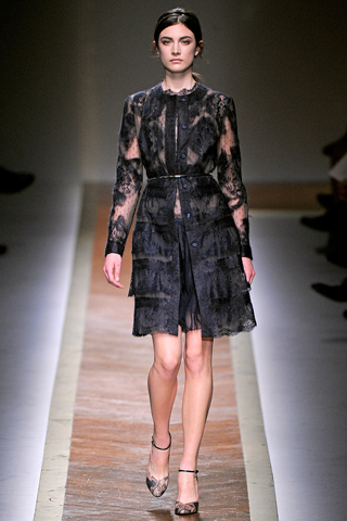valentino ready to wear fall 2011 collection 25