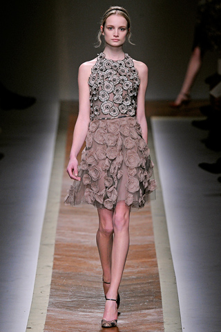 valentino ready to wear fall 2011 collection 36
