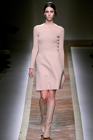 valentino ready to wear fall 2011 collection 48