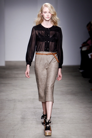 Paris Fashion Week Veronique Leroy Spring 2010