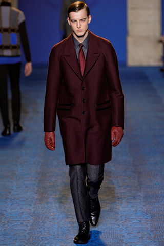 Fashion Brand Versace 2011 Men's Design