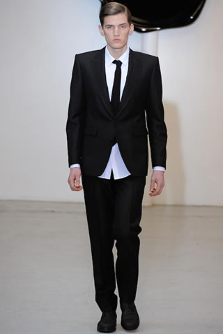 Viktor & Rolf Fall/WinterWinter 2011/2012