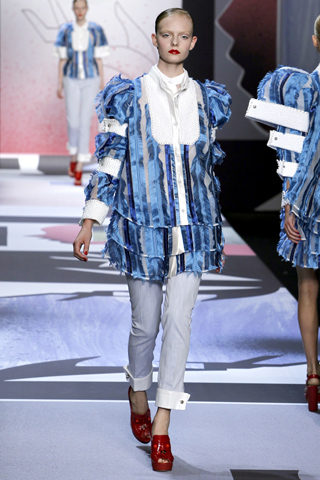 Viktor & Rolf Spring/Summer 2011 Collection