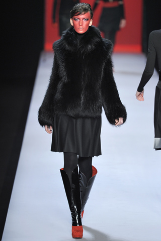 viktor and rolf ready to wear fall winter 2011 collection 18
