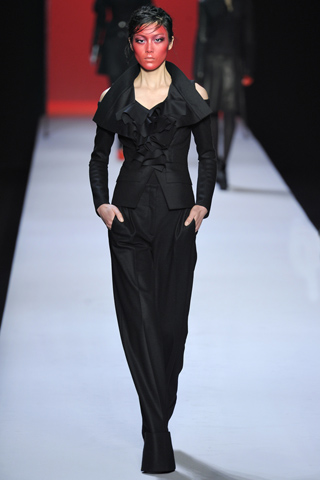 viktor and rolf ready to wear fall winter 2011 collection 21