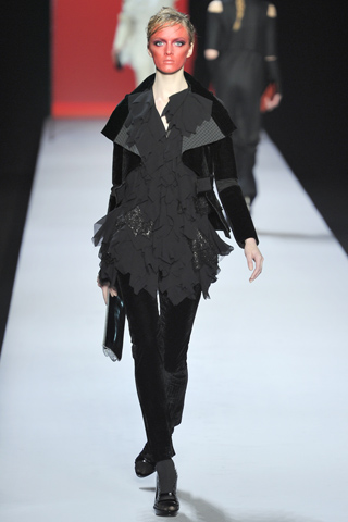 viktor and rolf ready to wear fall winter 2011 collection 26