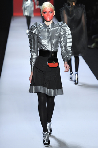 viktor and rolf ready to wear fall winter 2011 collection 37
