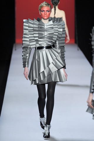 viktor and rolf ready to wear fall winter 2011 collection 42