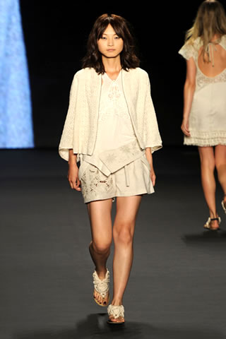 Vivienne Tam Spring 2011 Collection
