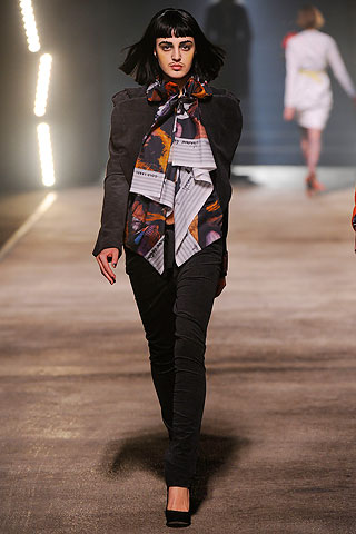 Vivienne Westwood Fall/Winter 2010/11 Collection