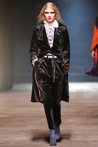 Vivienne Westwood Fall/Winter 2010/11 Collection