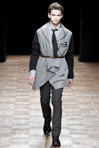 Yigal AzrouÃ«l Fall/WinterWinter 2011/2012