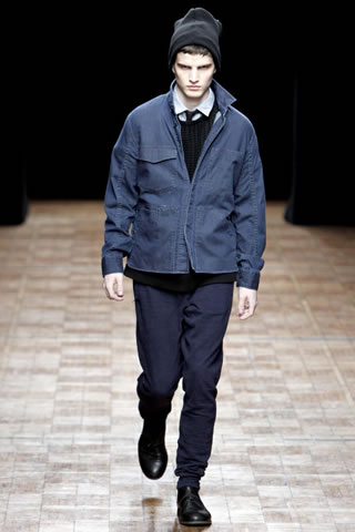 Yigal AzrouÃ«l Winter 2011 Ready To Wear