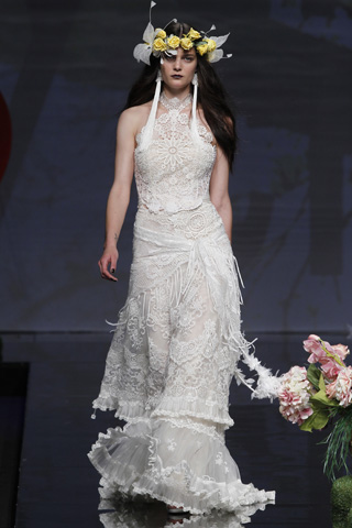 Cris Yolan 2011 Bridal Debut