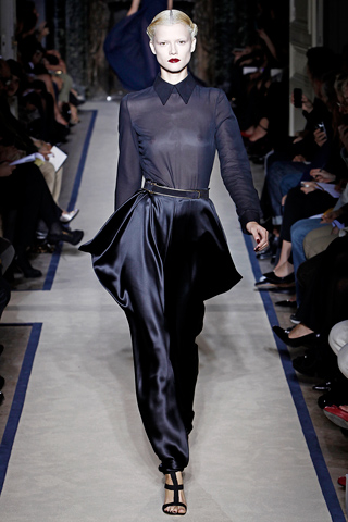 Fashion Brand Yves Saint Laurent Design 2011