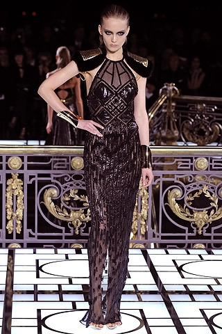 Atelier Versace Spring 2013 Couture Fashion Collection at Paris Fashion Week