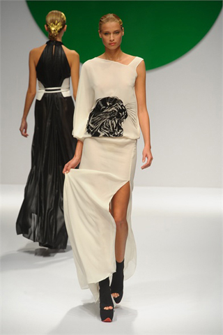 Krizia RTW Spring Summer Collection