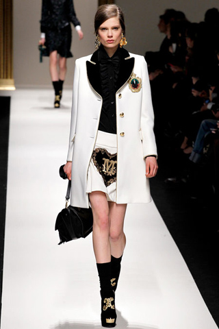 Latest 2013 Fall Collection by Moschino