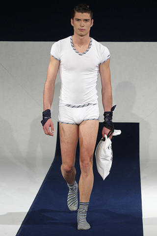 Alexis Mabille Menswear Spring 2012 Mens Milan