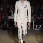 Alexander McQueen RTW Spring 2016 Collection