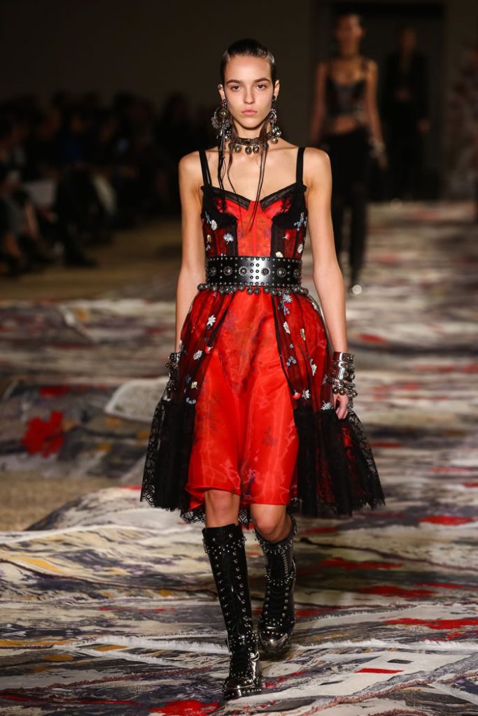 Alexander McQueen Spring 2017