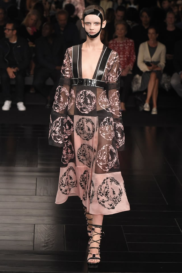Spring Alexander McQueen  Paris Latest 2015 Collection