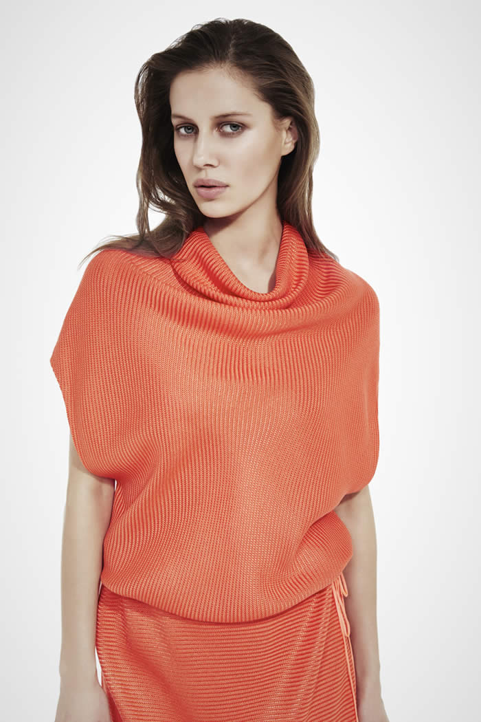 Latest Amanda Wakeley Collection 2016