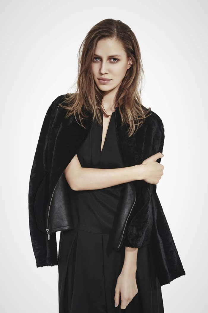 Latest Amanda Wakeley Collection Pre-fall