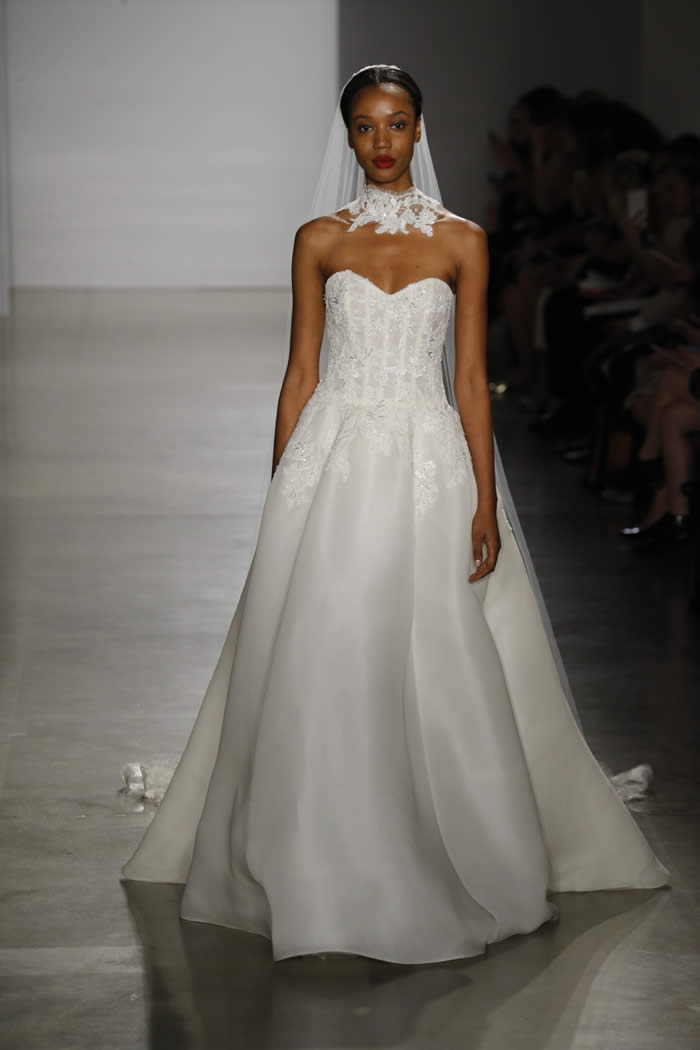 2016 Fall Bridal  Amsale Collection