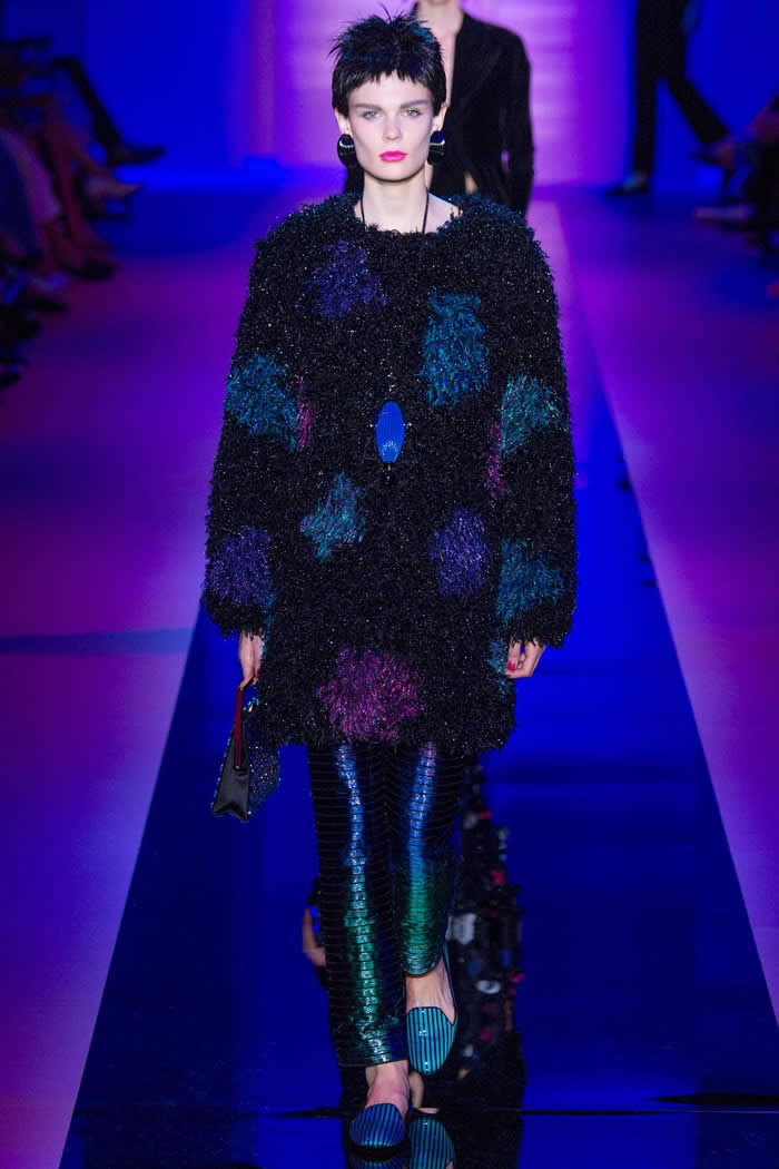 Armani Latest Fall 2015 Couture