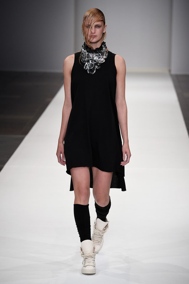 Barbara I Gongini Latest S/S 2016 Collection