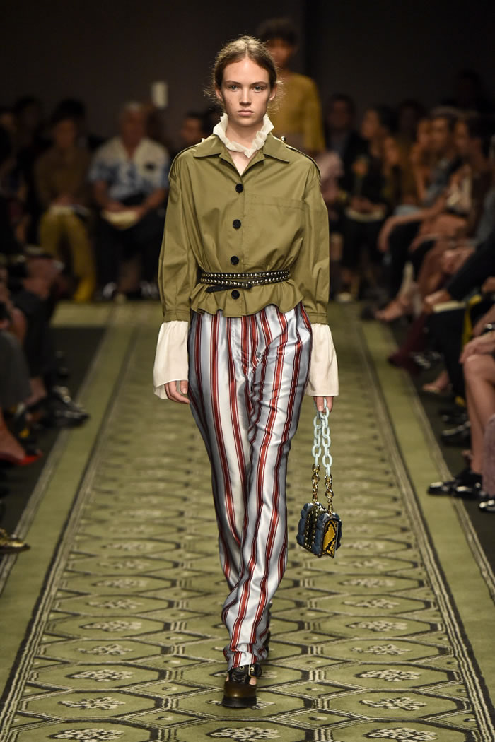Burberry 2017 Spring   Collection