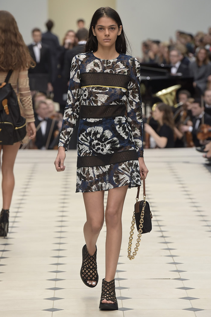 Spring 2016 Burberry Prorsum RTW Collection