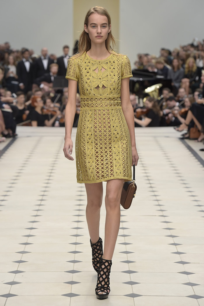 2016 Burberry Prorsum Spring Collection