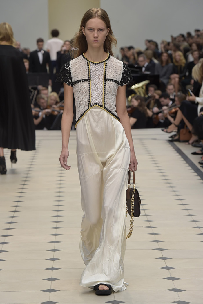 2016 Burberry Prorsum Latest Collection