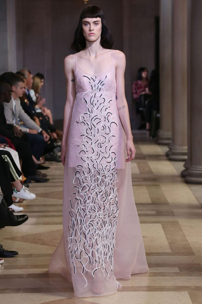 2016 Latest Carolina Herrera Collection