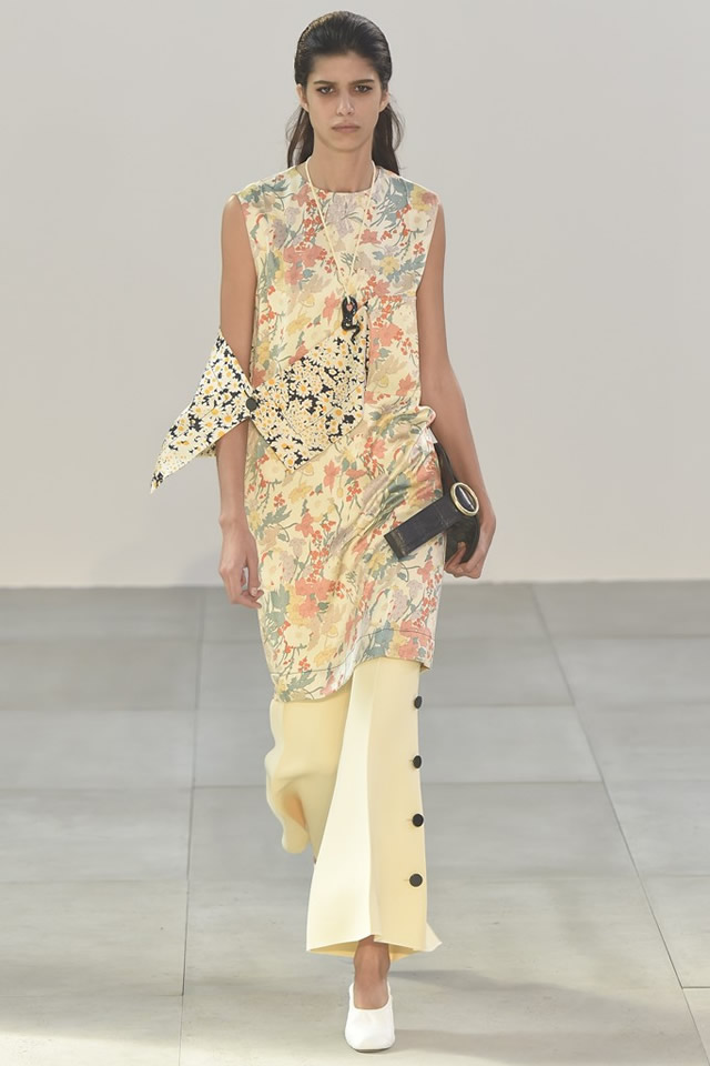 2015 Paris Fashion Week S/S Celine Collection