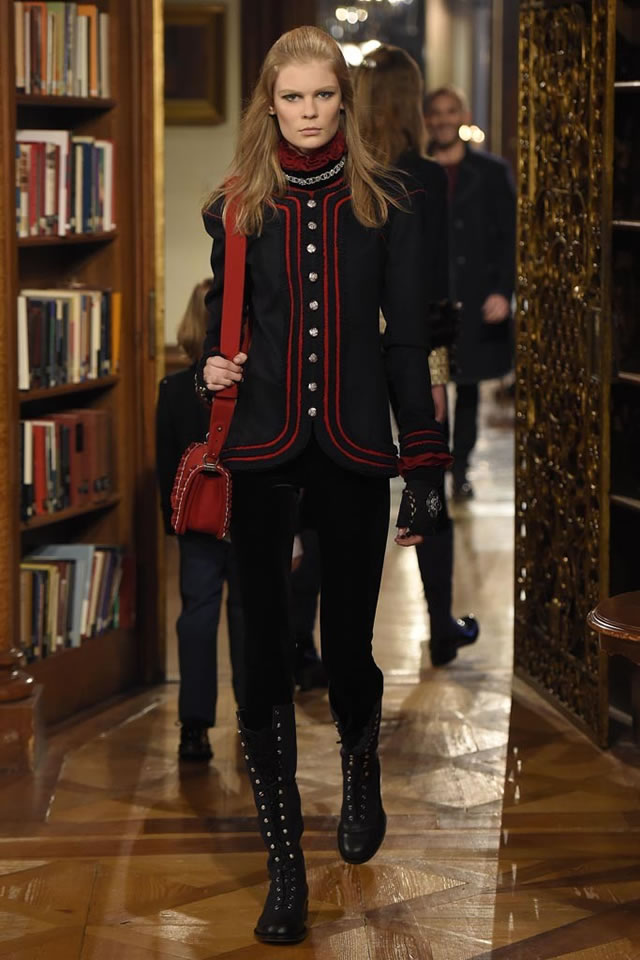 Chanel  2015 London Collection
